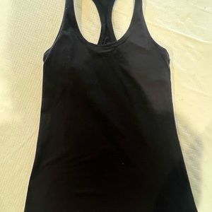 Lululemon workout top